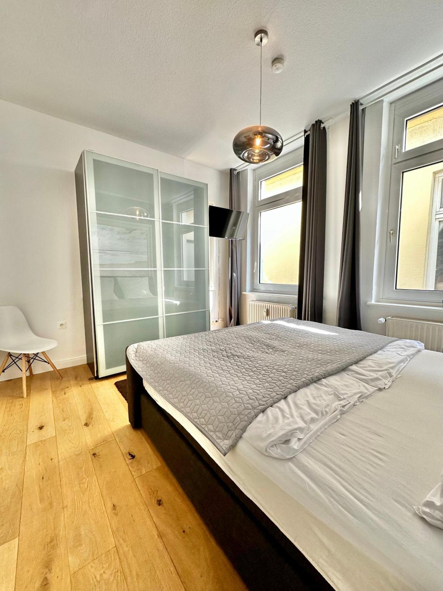 Geraeumiges City-Apartment Mit 2 Badezimmer Und Parkplaetzen D46-Og Olsztyn Bagian luar foto